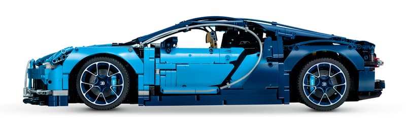 Bugatti Chiron TECHNIC (3599+pcs)