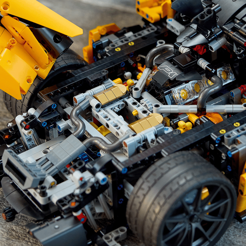 McLaren P1 TECHNIC (3893+pcs)